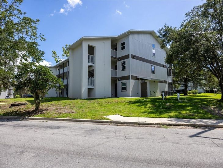 6519 W Newberry Road, Unit 412, Gainesville, FL 32607