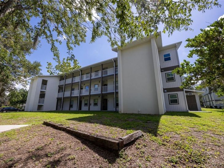 6519 W Newberry Road, Unit 412, Gainesville, FL 32607
