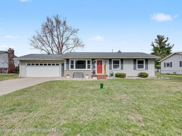 8720 Wintergreen Street, Lansing, MI 48917