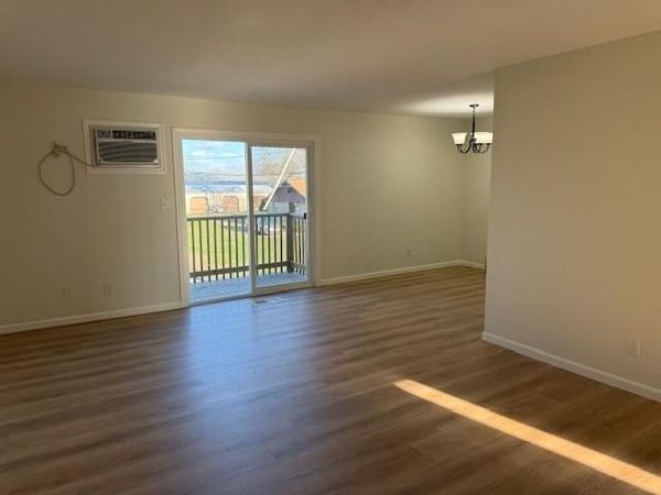 106 S 3rd Ave, MENDOTA, IL 61342