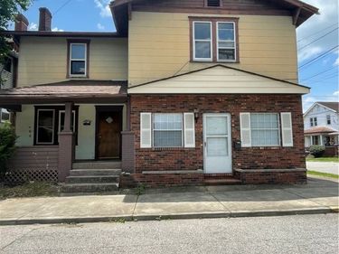 813 Grant Street, Charleston, WV 25302