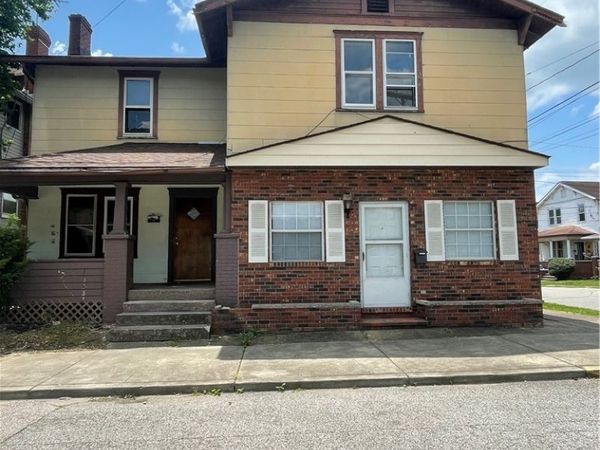 813 Grant Street, Charleston, WV 25302