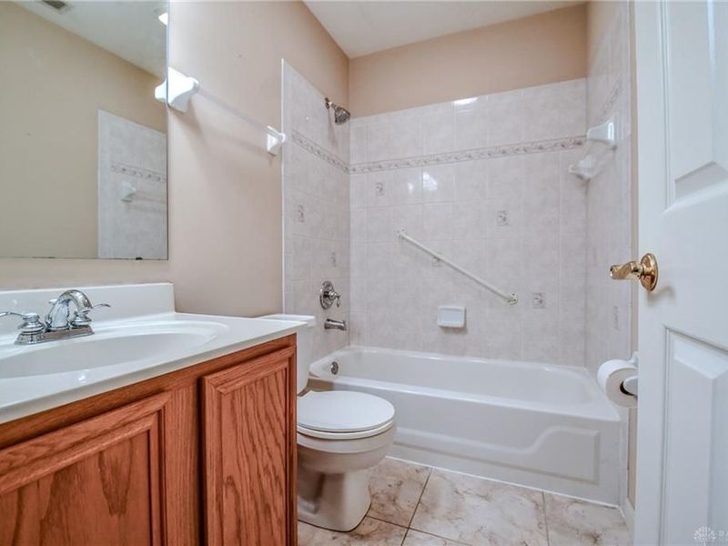 3915 E Summit Ridge Drive, Beavercreek, OH 45430 Photo 32