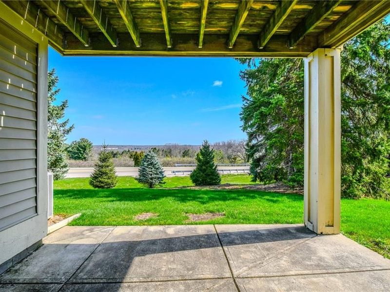 3915 E Summit Ridge Drive, Beavercreek, OH 45430 Photo 40