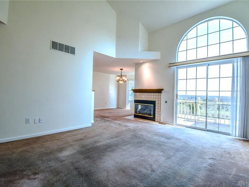 3915 E Summit Ridge Drive, Beavercreek, OH 45430 Photo 7