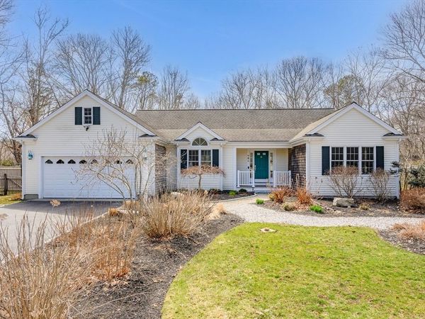 21 Grand Oak Rd, Sandwich, MA 02644