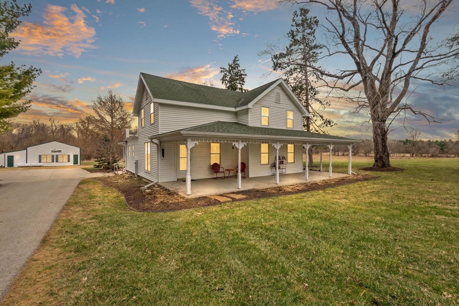 538 Windmill Road, Brooklyn, WI 53521 Main Photo