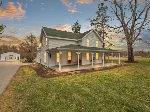 538 Windmill Road, Brooklyn, WI 53521