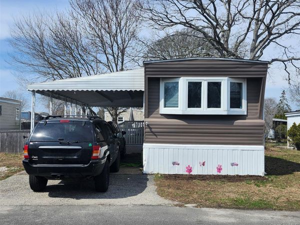 68 Revere Drive , Bohemia, NY 11716