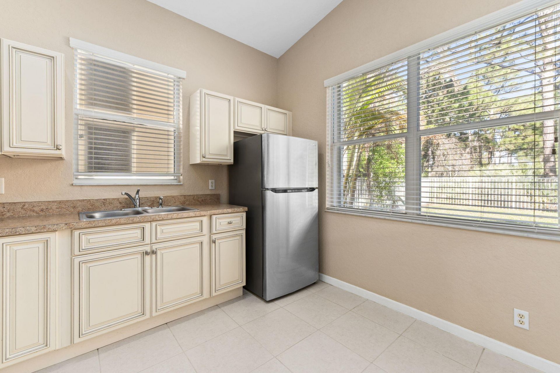 5627 Sunberry Circle, Fort Pierce, FL 34951 Photo