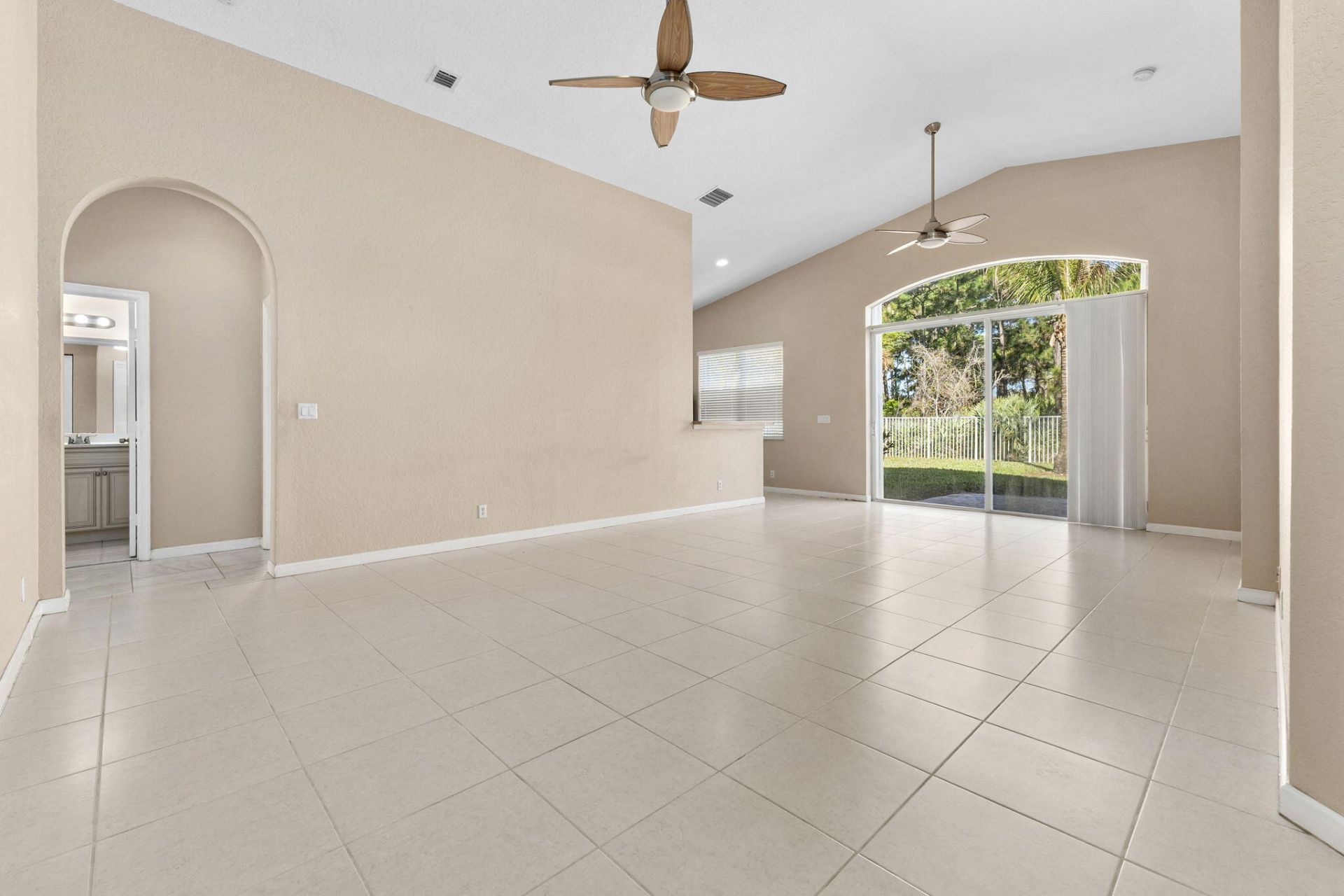 5627 Sunberry Circle, Fort Pierce, FL 34951 Photo