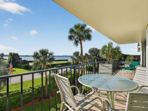 3460 S Ocean Boulevard, Unit 2090, Palm Beach, FL 33480