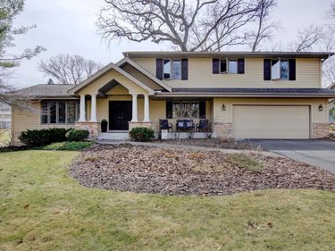 17325 25th Avenue N, Plymouth, MN 55447