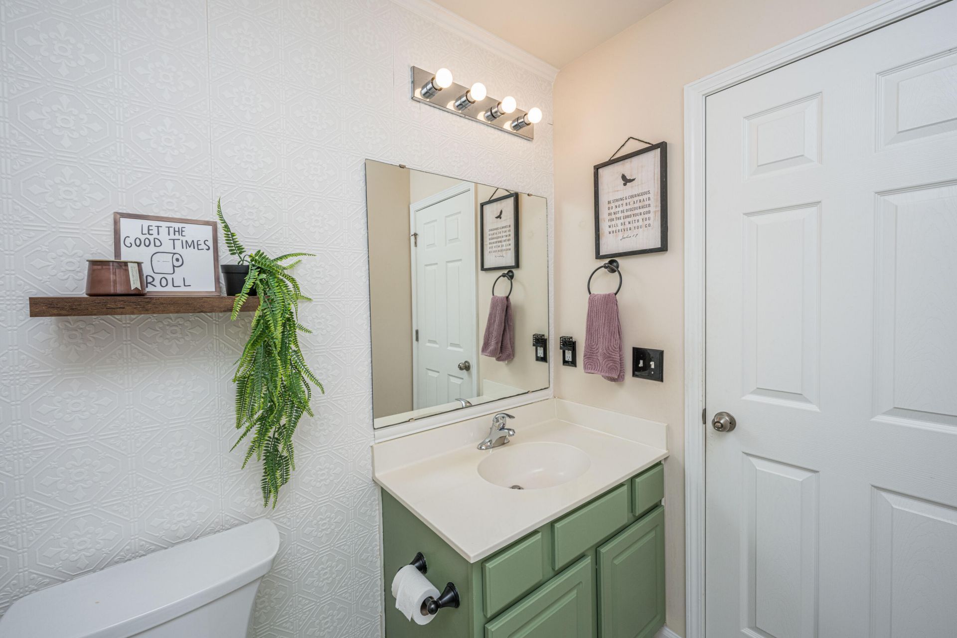 105 Avonshire Drive Photo 20