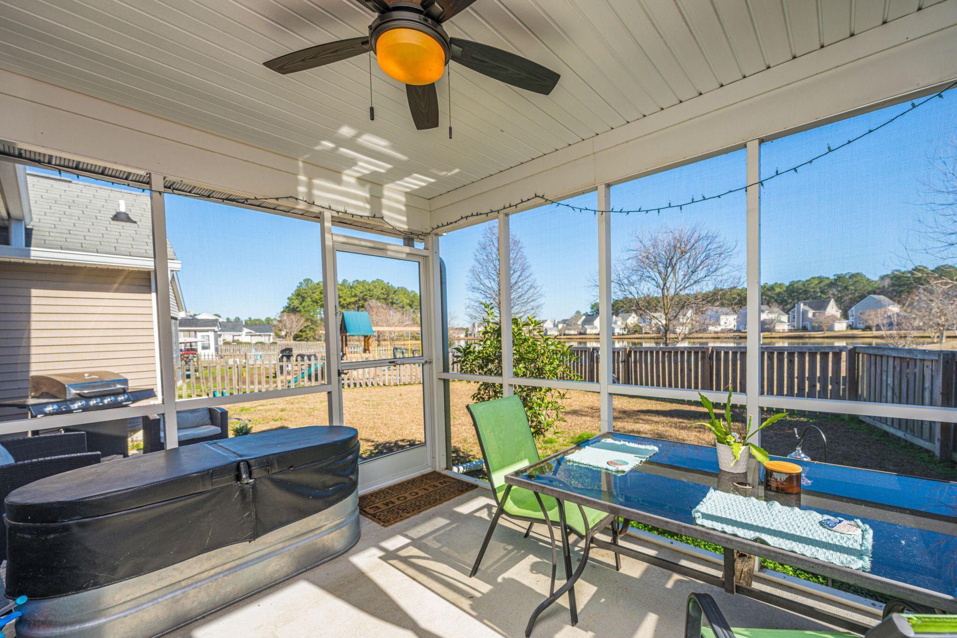 105 Avonshire Drive Photo 22