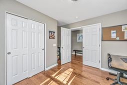 105 Avonshire Drive photo 4