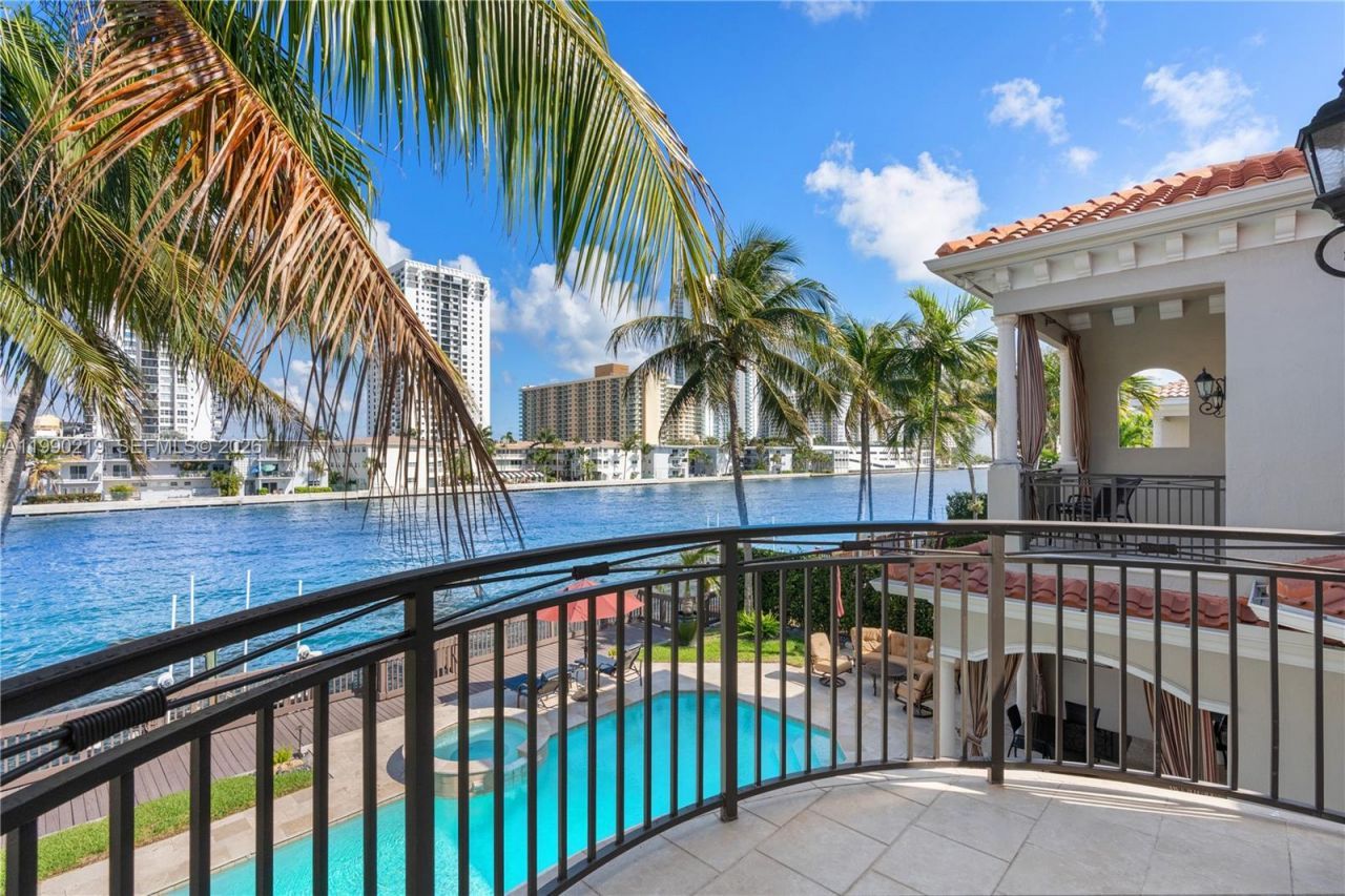 1495 Windjammer Way, Hollywood, FL 33019 Photo