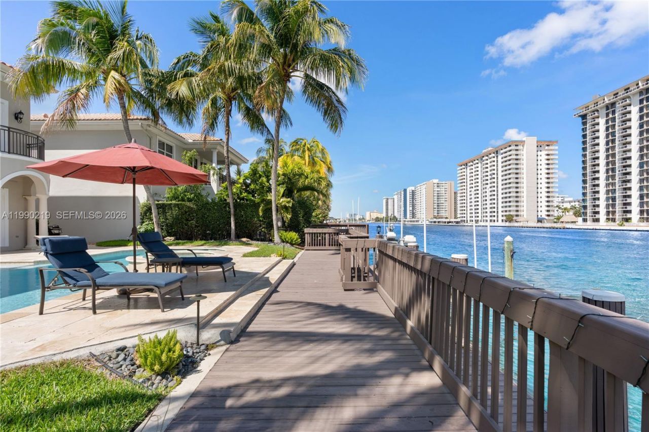 1495 Windjammer Way, Hollywood, FL 33019 Photo