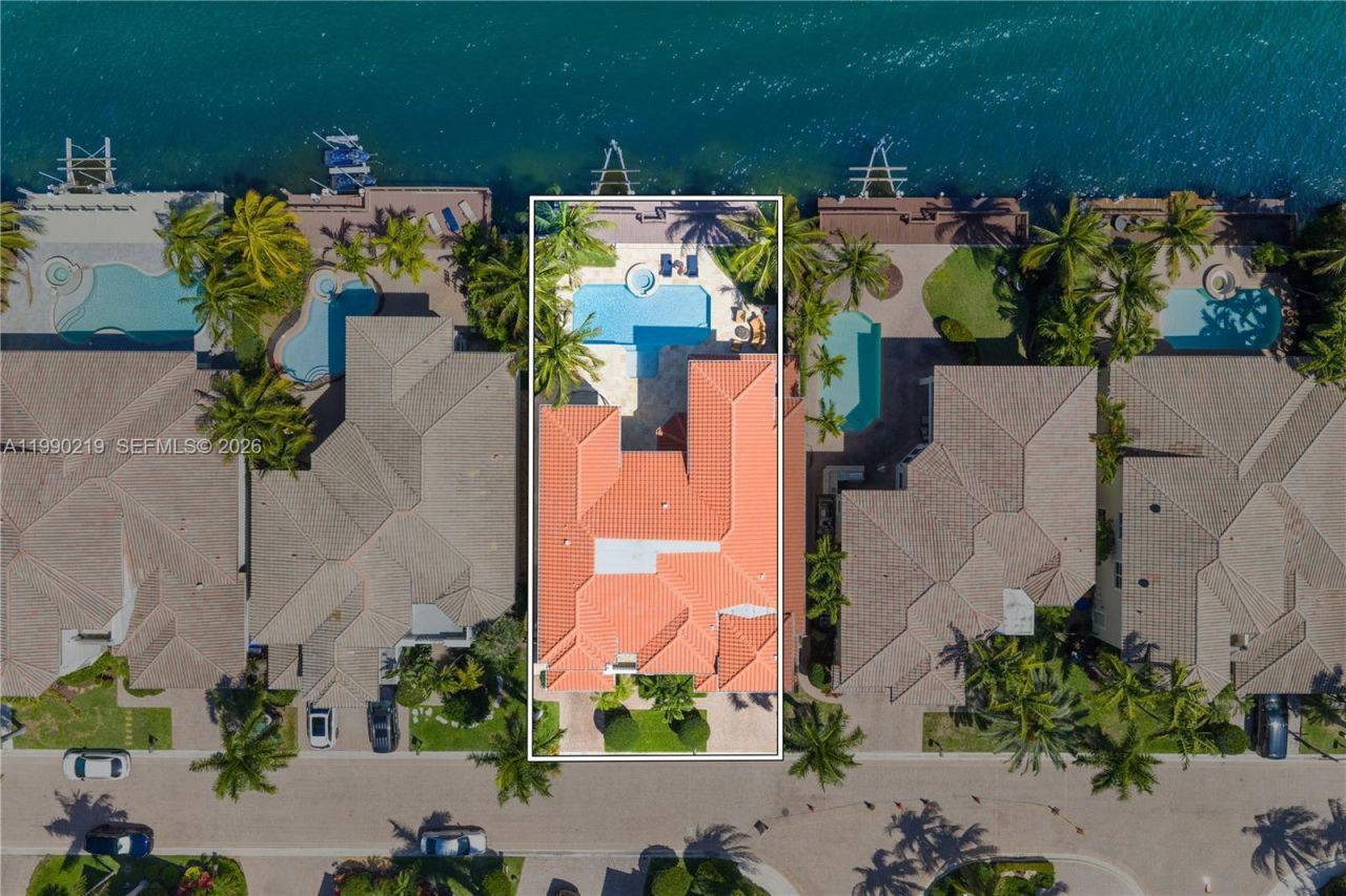 1495 Windjammer Way, Hollywood, FL 33019 Photo