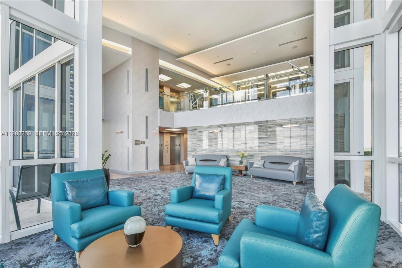 18101 Collins Ave , Unit 5104, Sunny Isles Beach, FL 33160 Photo