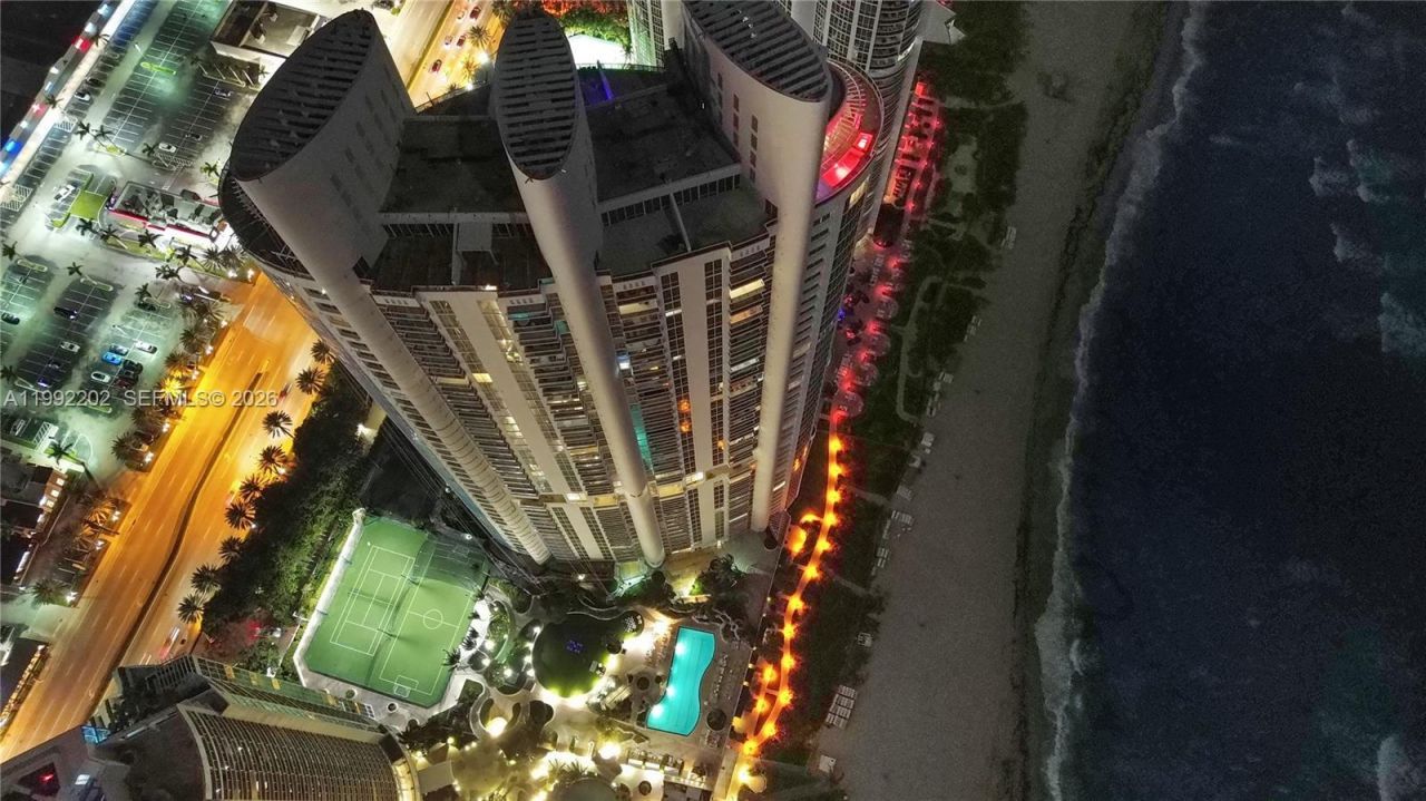 18101 Collins Ave , Unit 5104, Sunny Isles Beach, FL 33160 Photo