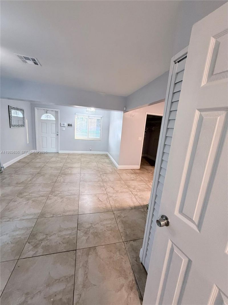 7761 NW 34th St, Davie, FL 33024 Photo