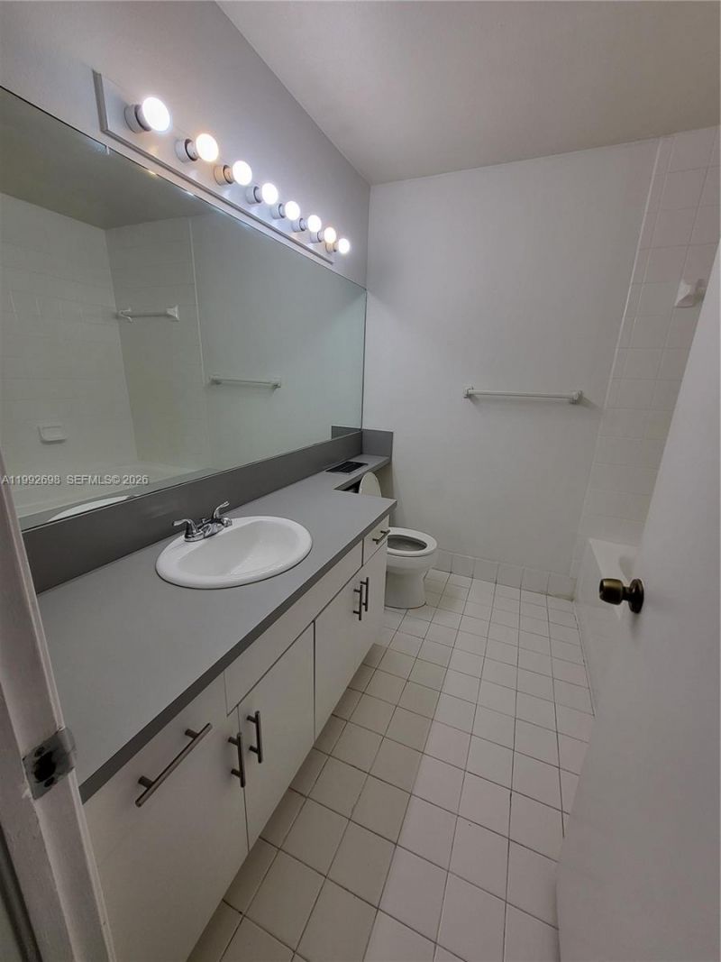 4500 NW 107th Ave, Unit 201-9, Doral, FL 33178 Photo