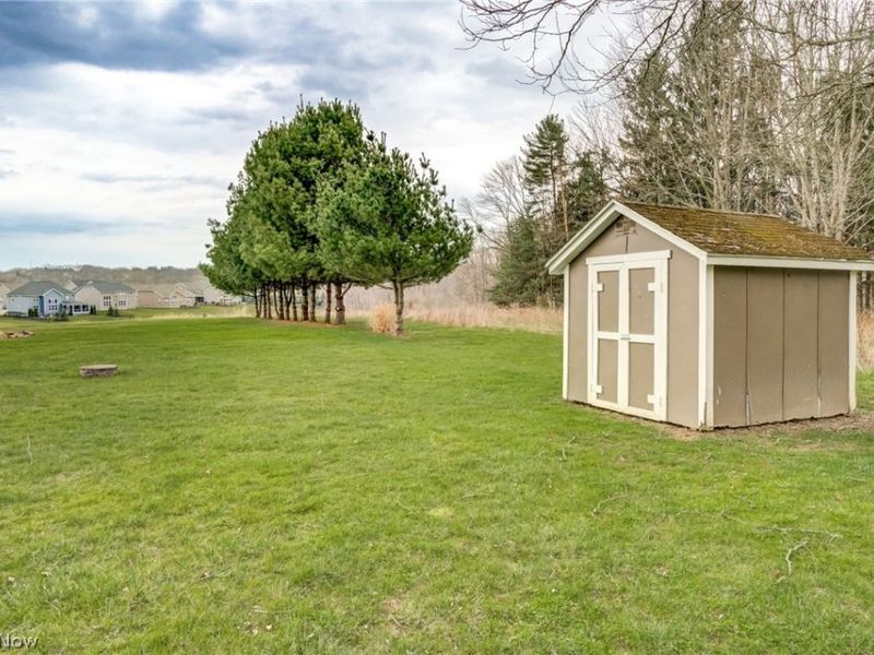 167 S Medina Line Road, Akron, OH 44321 Photo 12