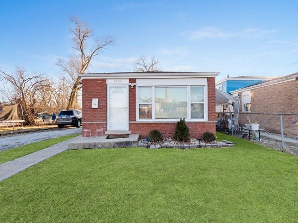 14564 Spaulding Avenue , Harvey, IL 60426