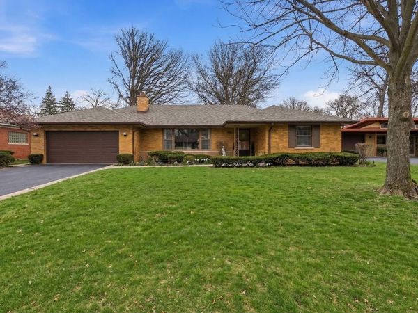 6543 Kolmar Avenue , Lincolnwood, IL 60712