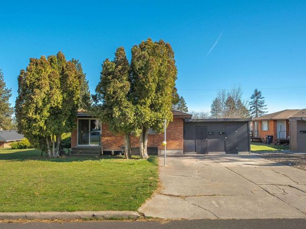 1521 4th St, Cheney, WA 99004