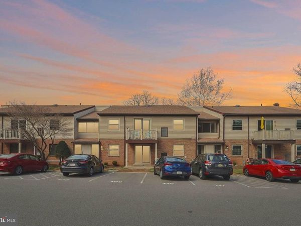 280 BRIDGEWATER ROAD, Unit F8, BROOKHAVEN, PA 19015