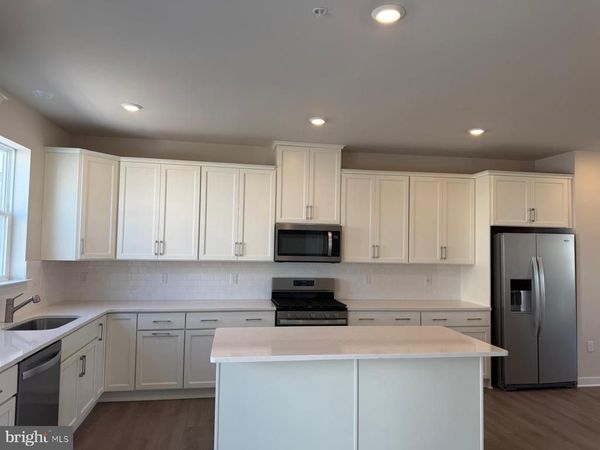 33 EAST FRONT STREET, BRIDGEPORT, PA 19405