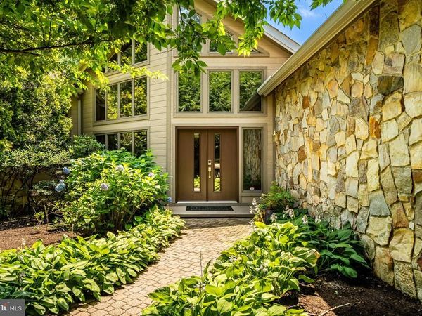 7 BITTERSWEET DRIVE, WEST CHESTER, PA 19382