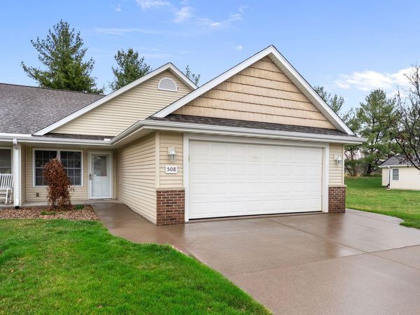 508 ASPEN, Muscatine, IA 52761