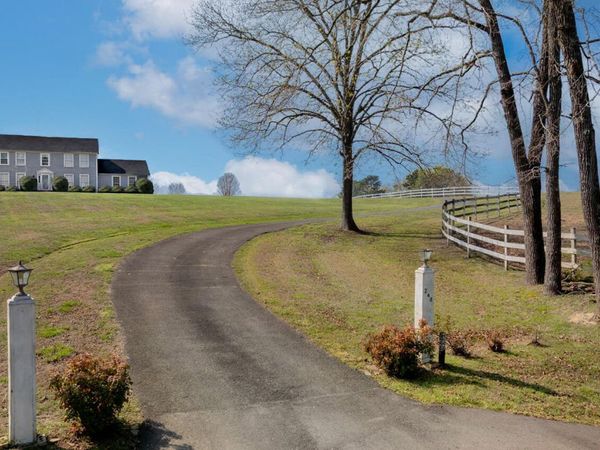 248 Country Estates Road, LaFayette, GA 30728