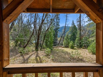 17 Squirrel Hollow, Sierra City, CA 96125 Photo