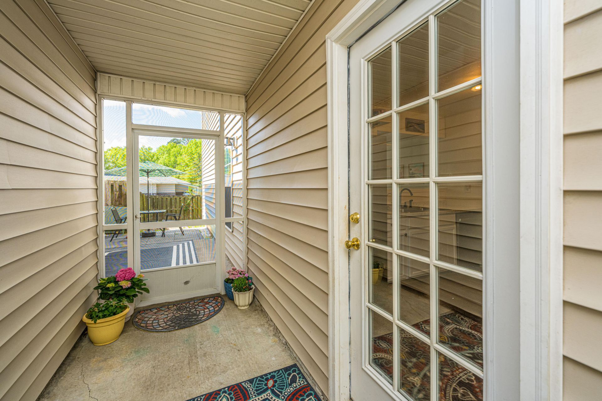 1104 Margle Way Photo 15