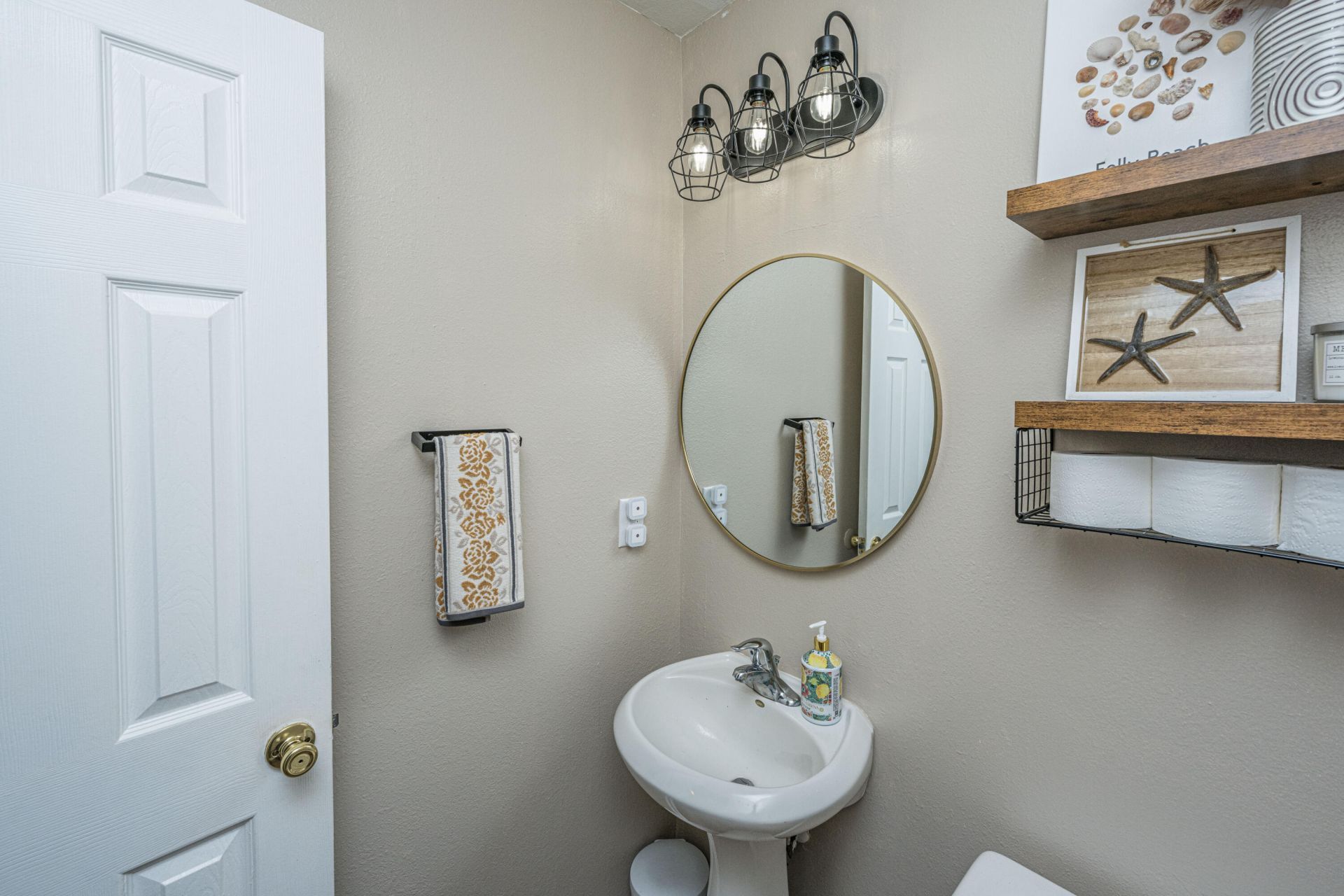 1104 Margle Way Photo 21