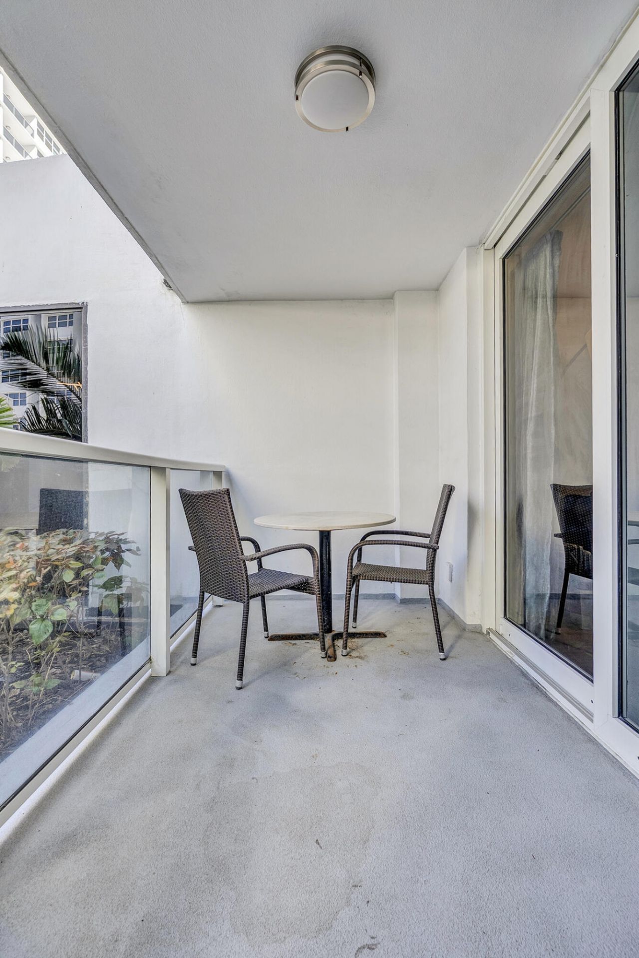 1904 S Ocean Drive, Unit 201, Hallandale Beach, FL 33009 Photo