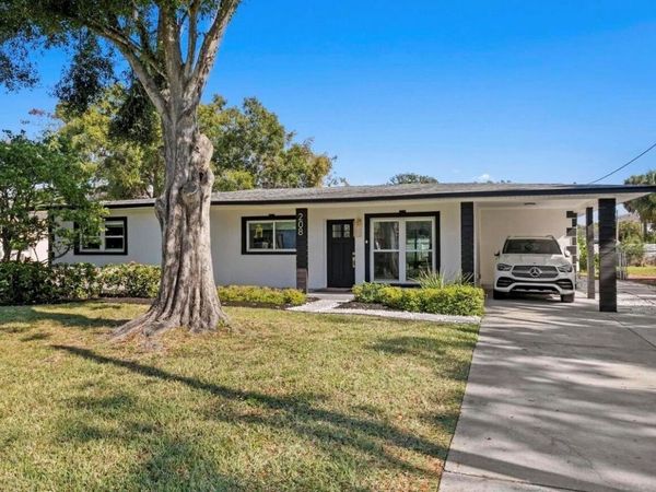 208 S WARD STREET , TAMPA, FL 33609