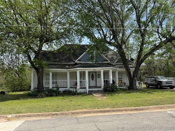 824 S Elm Street , McAlester, OK 74501