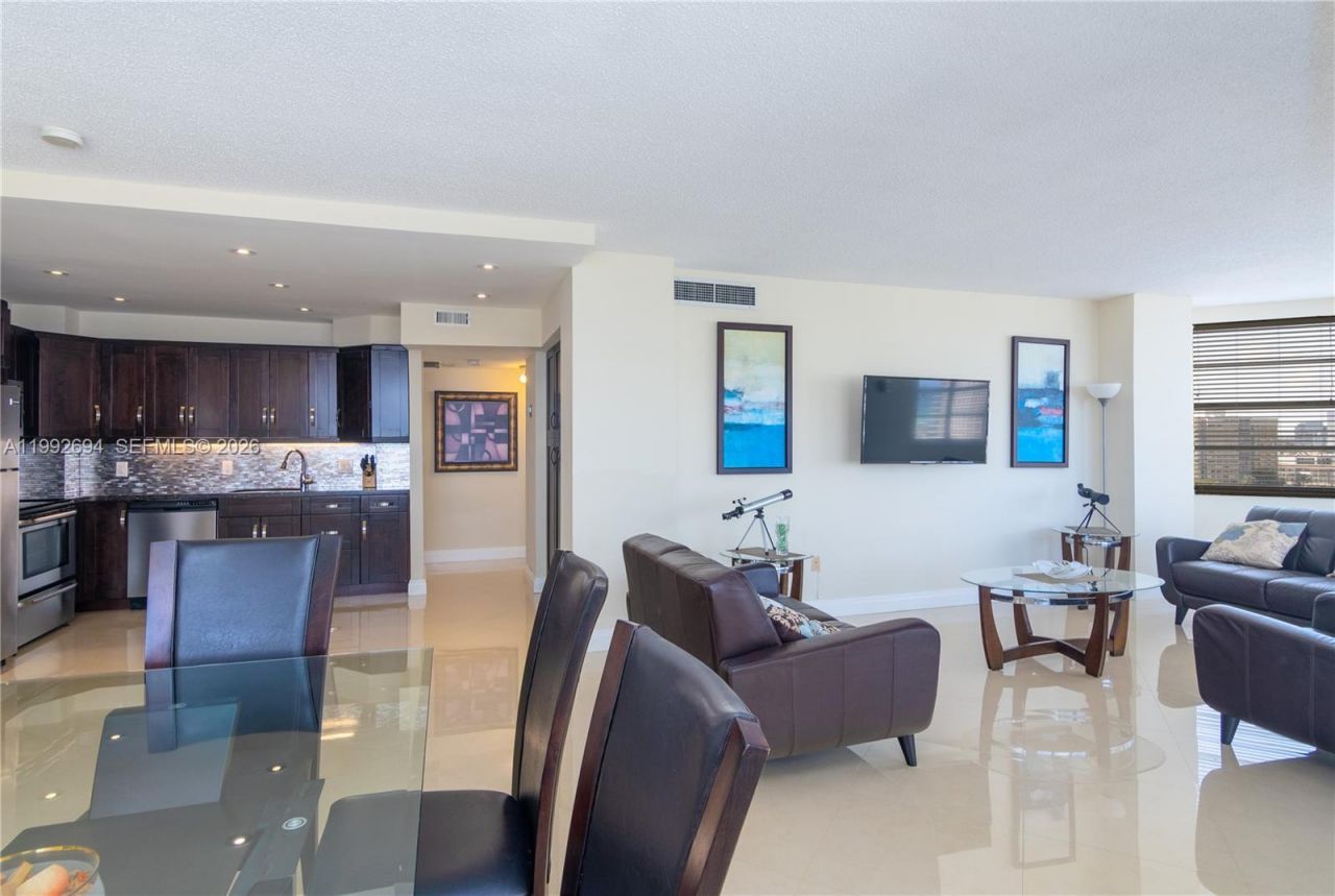 1965 S Ocean Dr, Unit 9F, Hallandale Beach, FL 33009 Photo