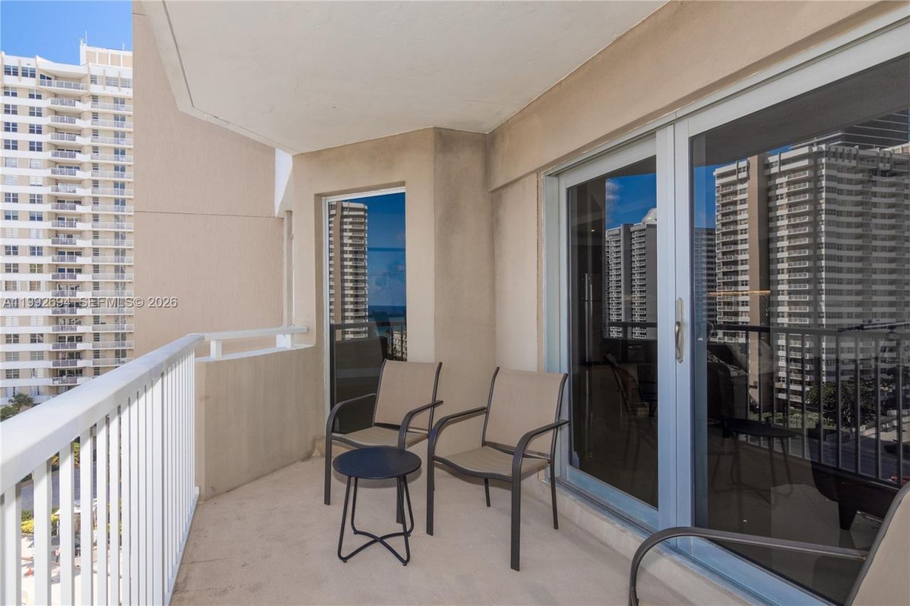 1965 S Ocean Dr, Unit 9F, Hallandale Beach, FL 33009 Photo