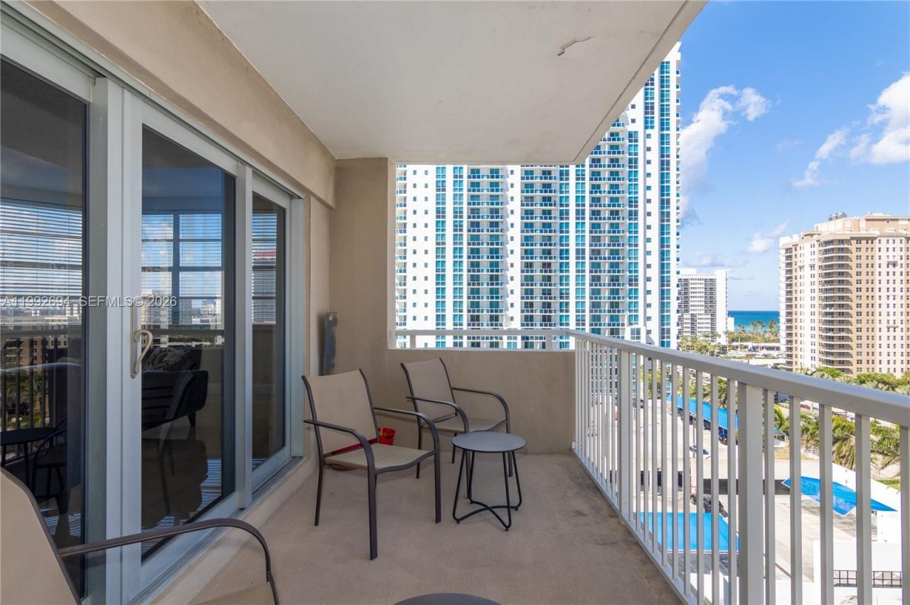 1965 S Ocean Dr, Unit 9F, Hallandale Beach, FL 33009 Photo
