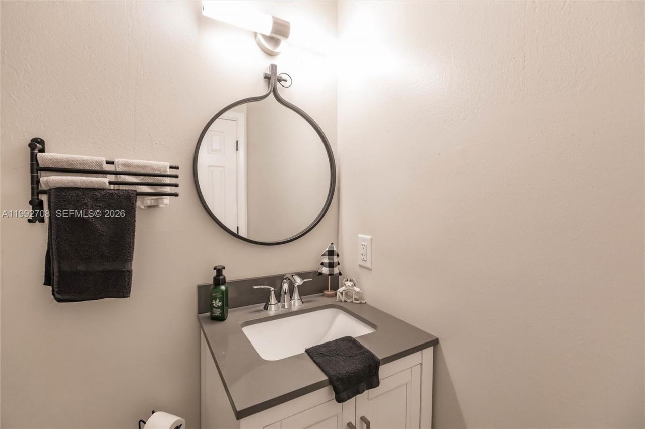 9404 SW 8th Ter , Unit 9404, Miami, FL 33174 Photo