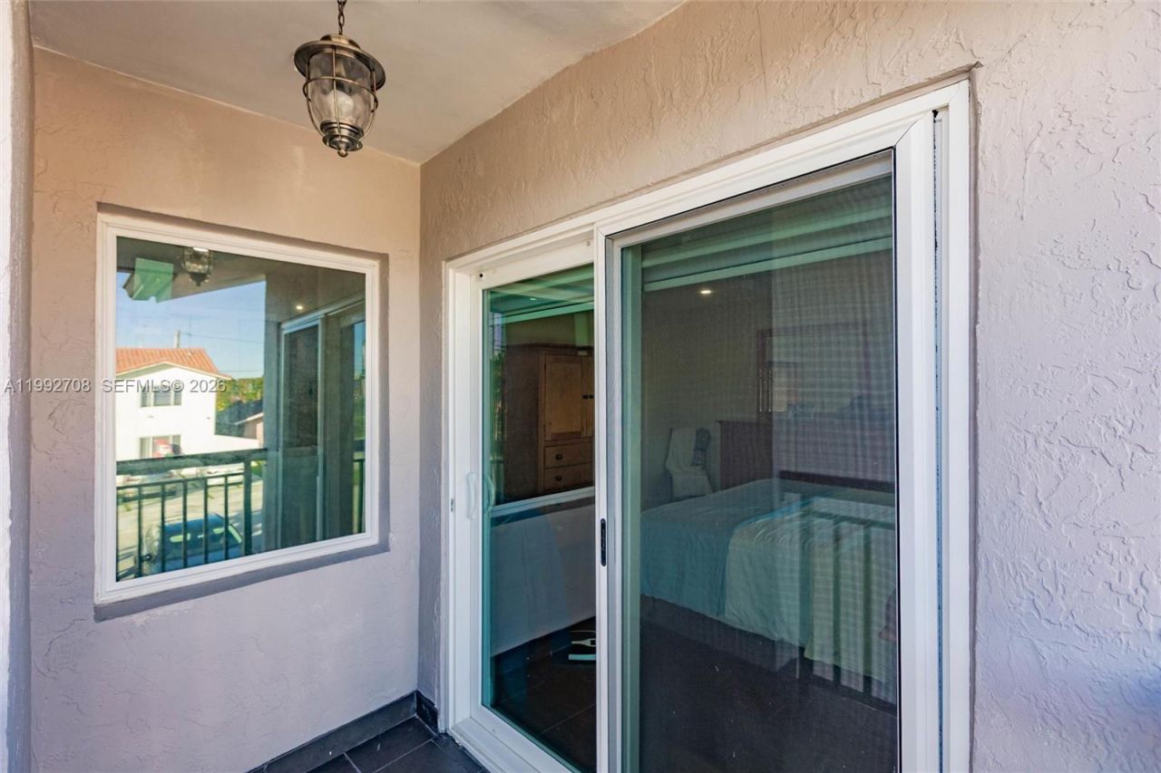 9404 SW 8th Ter , Unit 9404, Miami, FL 33174 Photo