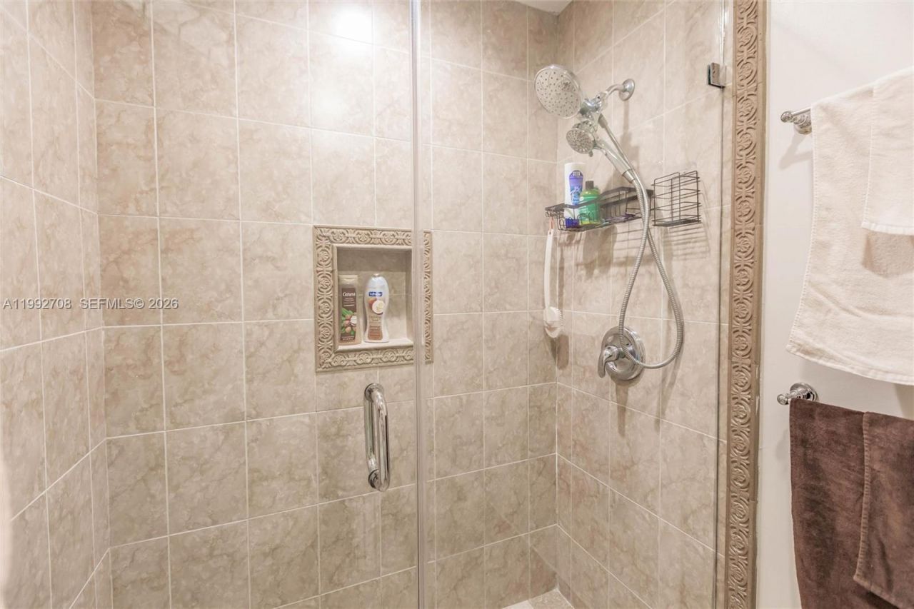 9404 SW 8th Ter , Unit 9404, Miami, FL 33174 Photo