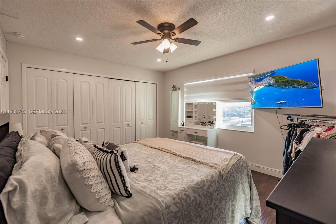 9404 SW 8th Ter , Unit 9404, Miami, FL 33174 Photo