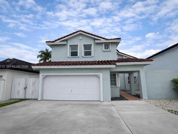 15511 SW 59th St, Miami, FL 33193